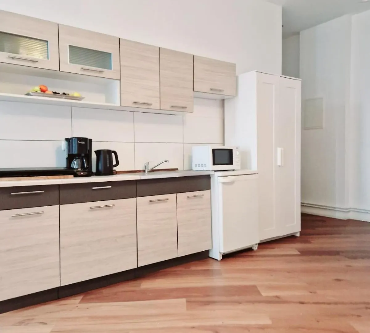 ברלין City Studio Apartment For 4, Near Sonnenallee